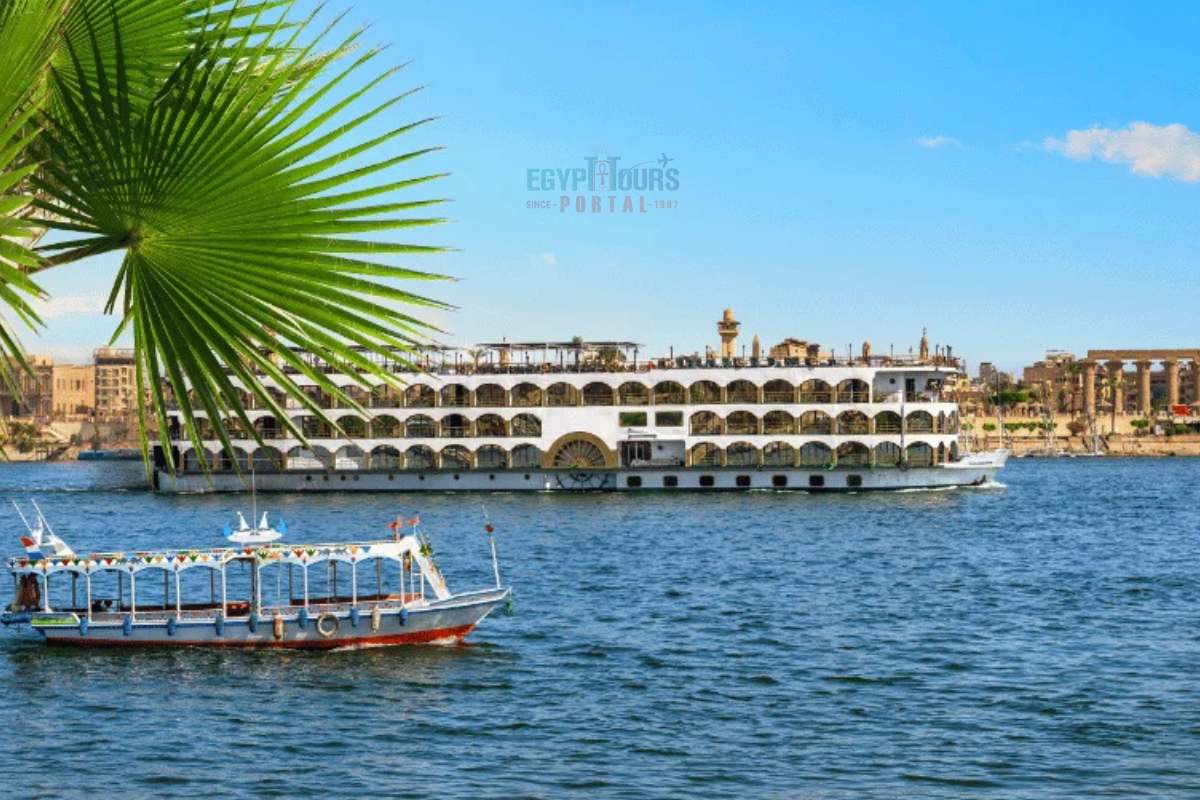 Templos majestosos à beira do Nilo - Egypt Tours Portal