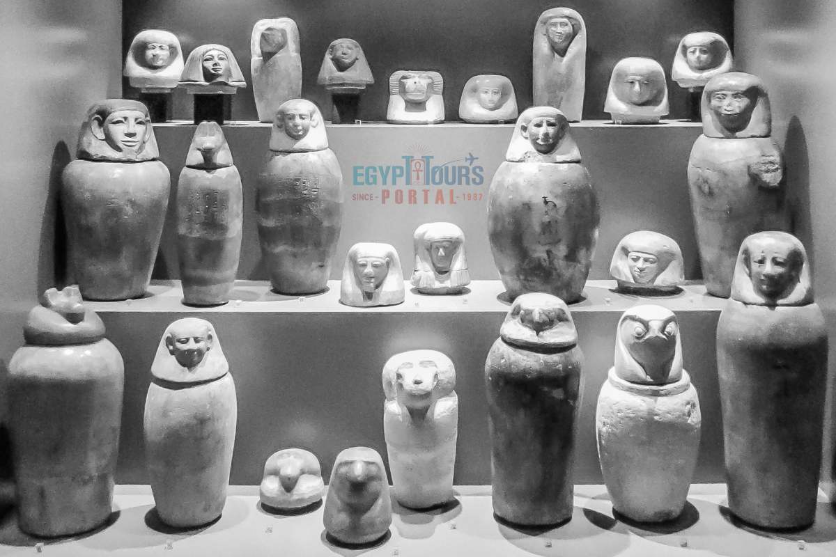 Vasos canopos do Egito Antigo - Egypt Tours Portal