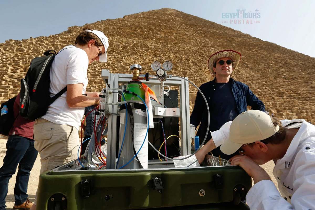 A tecnologia que revelou uma câmara escondida dentro da Grande Pirâmide - Egypt Tours Portal