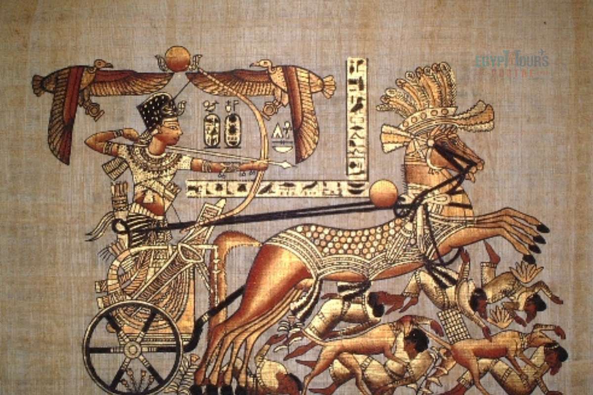 Exército Egípcio antigo demonstrando riqueza e poder - Egypt Tours Portal