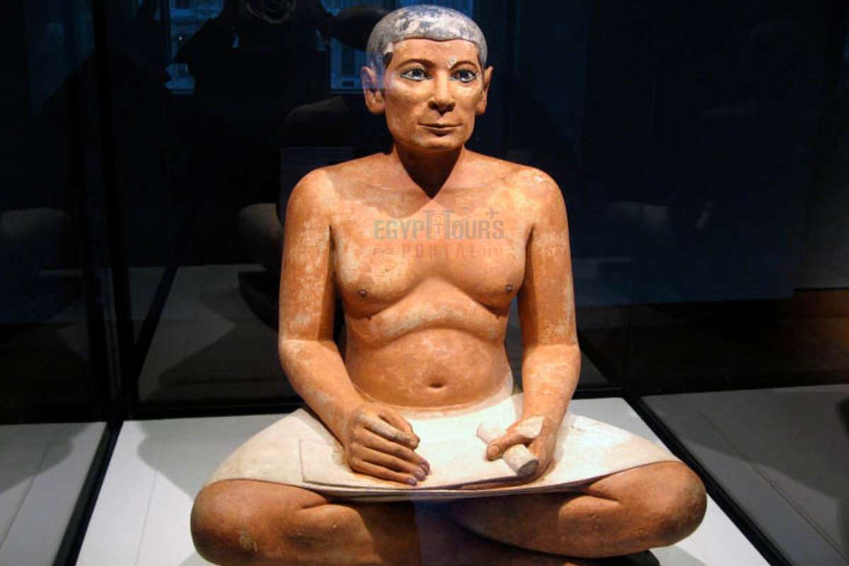 O Escriba Sentado - Egypt Tours Portal