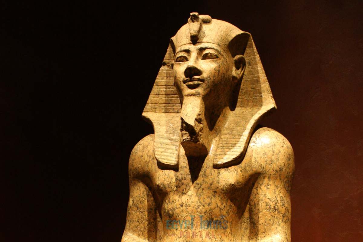Rei Amenhotep II - Egypt Tours Portal