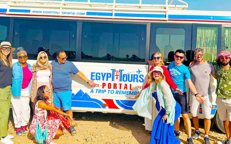 Ve&iacute;culos Modernos Para Sua Viagem - Egypt Tours Portal